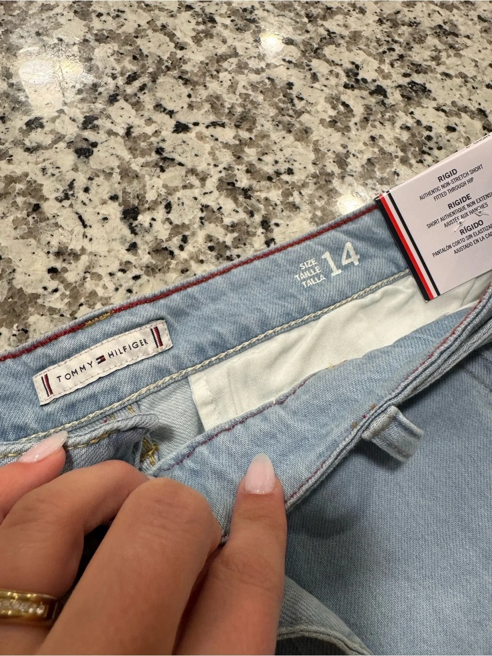Tommy Hilfiger Light Wash Denim Shorts with Belt – Size 14